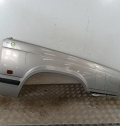 Aile avant droit VOLVO 940 Photo n°1