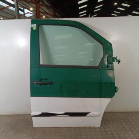Porte avant droit MERCEDES VITO 638 Photo n°1