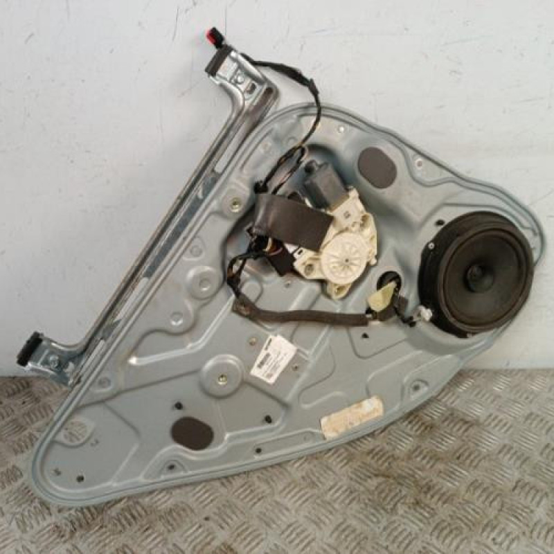 Leve vitre electrique arriere gauche FORD FOCUS 2