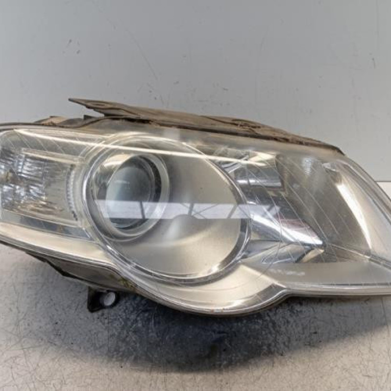 Optique avant principal droit (feux)(phare) VOLKSWAGEN PASSAT 5