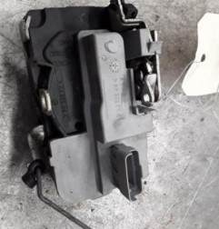 Serrure avant gauche PEUGEOT 206+