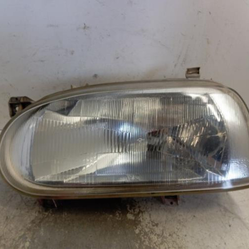 Optique avant principal gauche (feux)(phare) VOLKSWAGEN GOLF 3