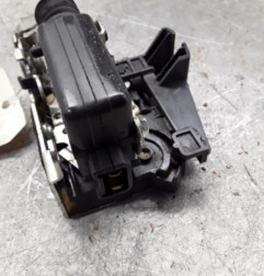 Serrure avant gauche DACIA DUSTER 1