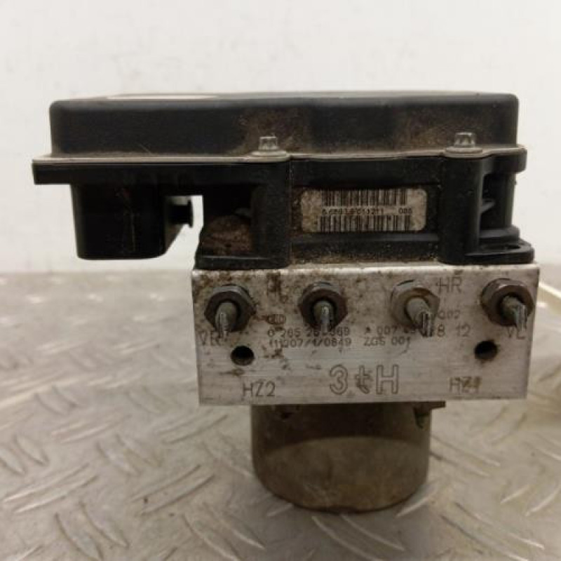 Bloc ABS (freins anti-blocage) MERCEDES SPRINTER 2 Bloc ABS (freins anti-blocage) MERCEDES SPRINTER 2