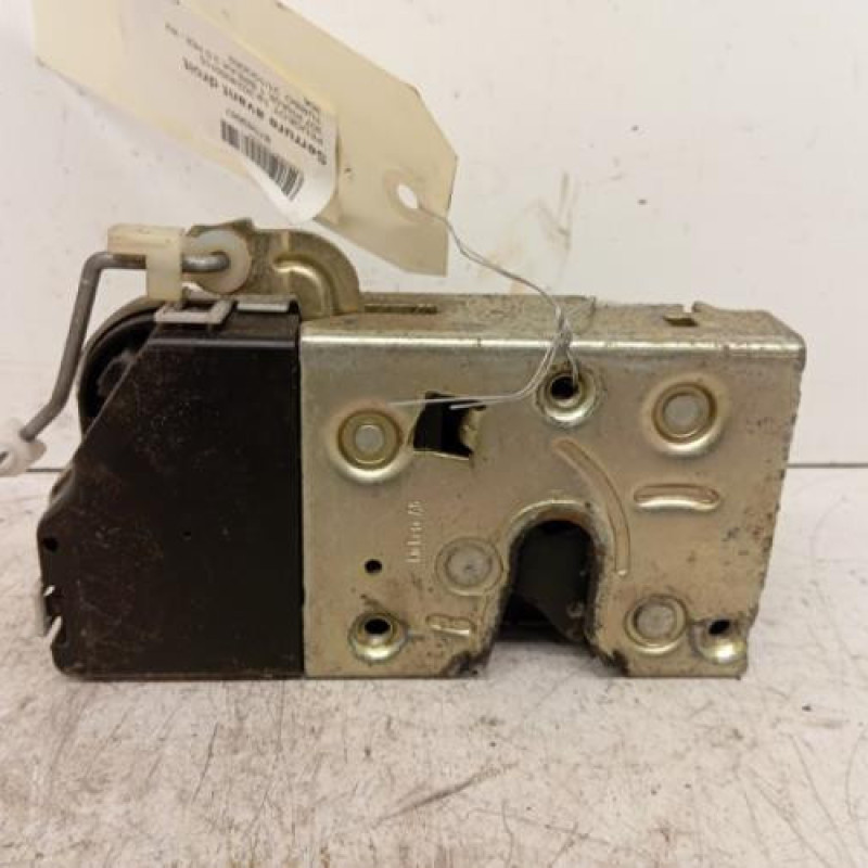 Serrure avant droit PEUGEOT 307