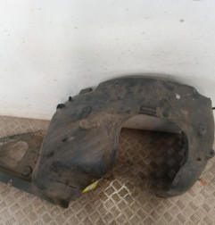 Pare boue avant gauche PEUGEOT 208 1