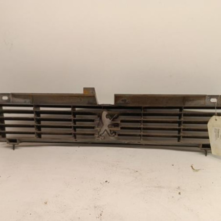 Calandre PEUGEOT 305