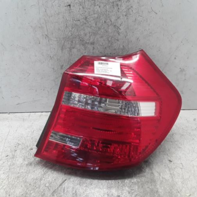 Feu arriere principal droit (feux) BMW SERIE 1 E81 Feu arriere principal droit (feux) BMW SERIE 1 E81