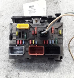 Boitier servitude moteur (BSM) PEUGEOT 307 Photo n°1