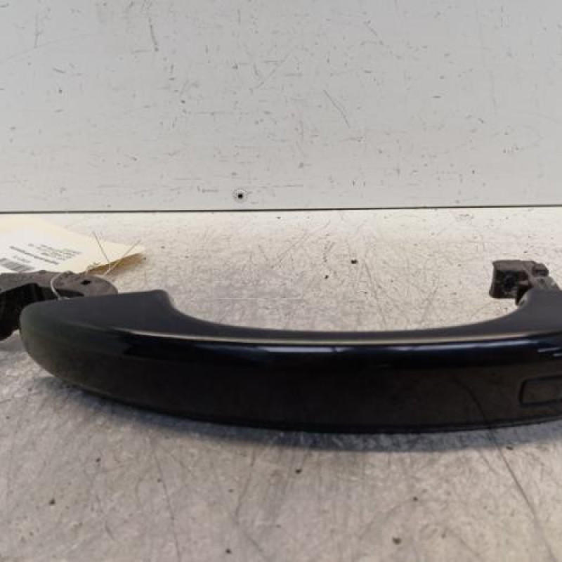Poignee porte avant gauche AUDI Q5 1 Poignee porte avant gauche AUDI Q5 1