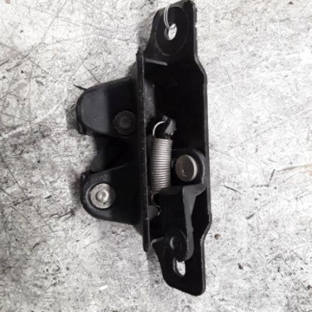 Serrure de hayon CITROEN SAXO