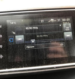 Ecran GPS PEUGEOT 308 2 Photo n°5