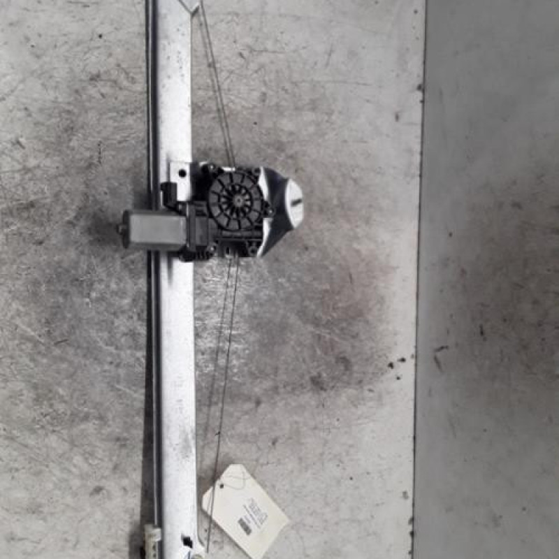 Leve vitre electrique avant droit RENAULT TRAFIC 3 COURT