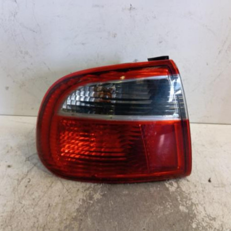 Feu arriere principal gauche (feux) SEAT TOLEDO 2 Photo n°1