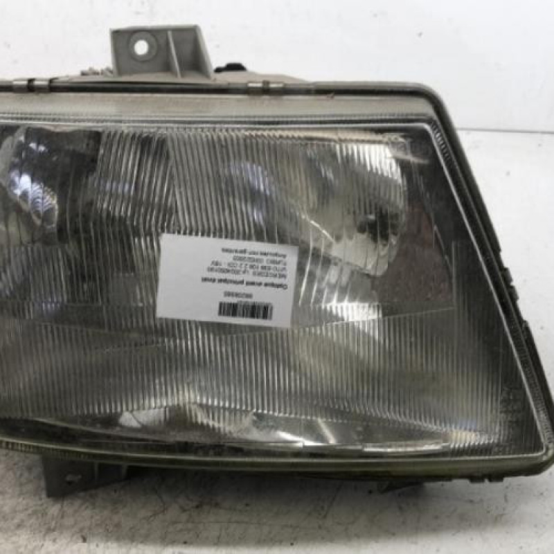 Optique avant principal droit (feux)(phare) MERCEDES VITO 638