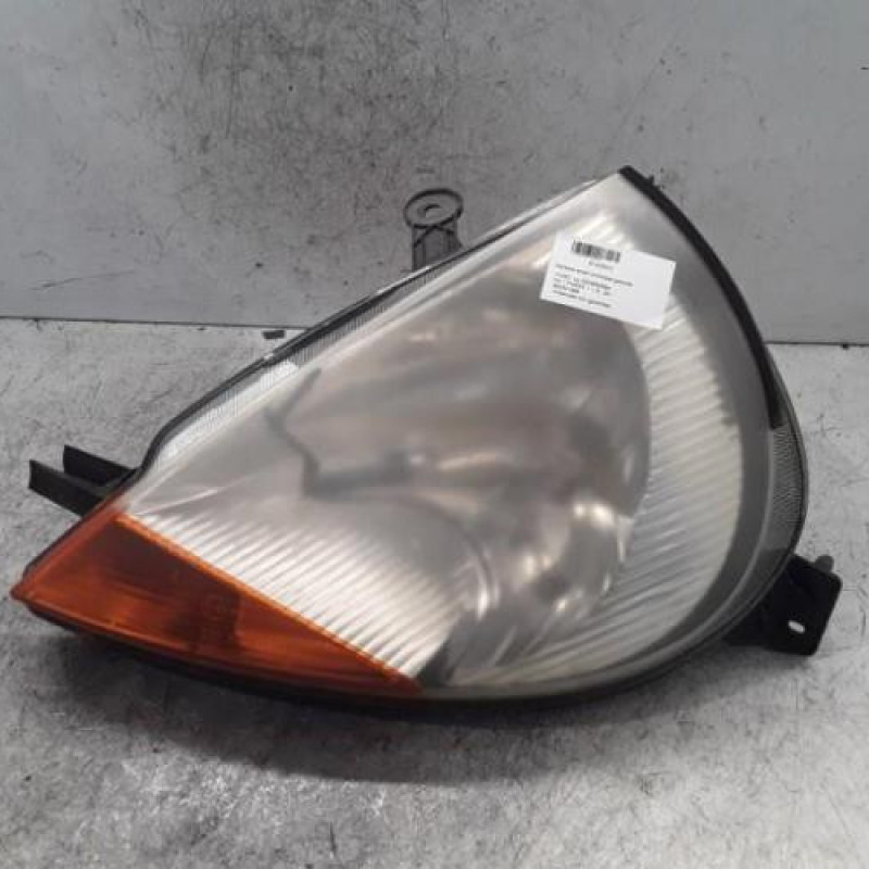 Optique avant principal gauche (feux)(phare) FORD KA 1