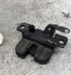 Serrure de hayon VOLKSWAGEN PASSAT 4