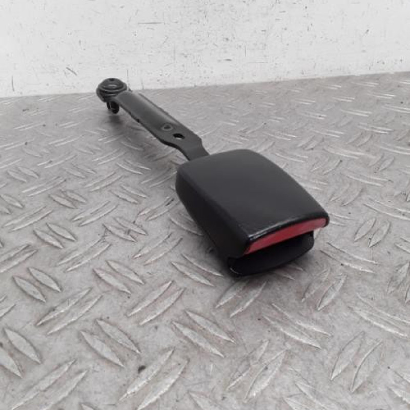 Attache ceinture avant gauche RENAULT GRAND SCENIC 3