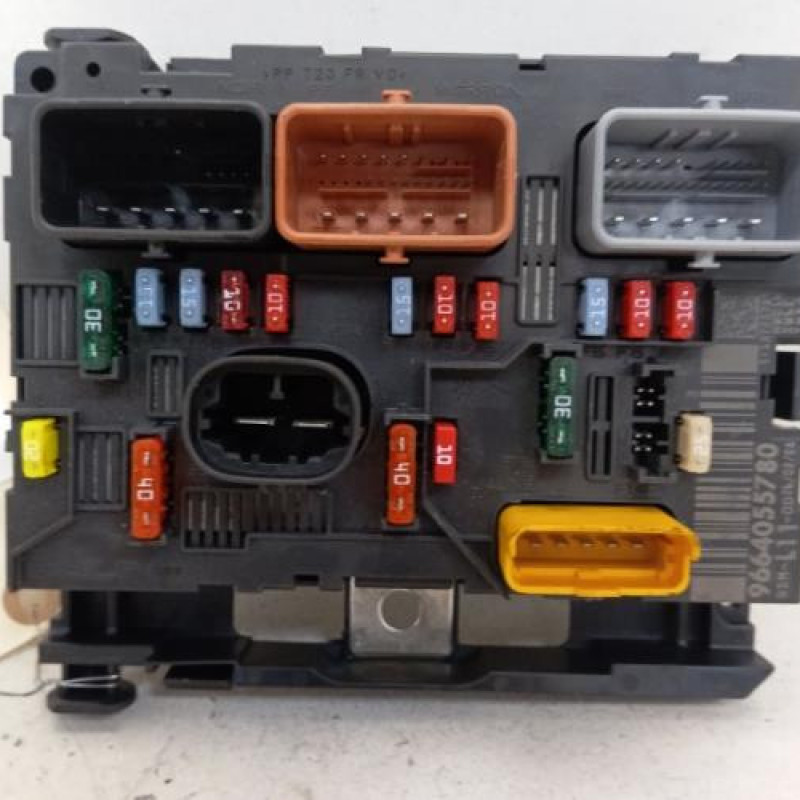 Boitier servitude moteur (BSM) PEUGEOT 207 Boitier servitude moteur (BSM) PEUGEOT 207