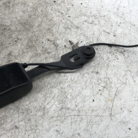 Attache ceinture avant droit PEUGEOT 207
