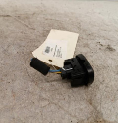 Interrupteur de leve vitre avant droit FIAT PANDA 3
