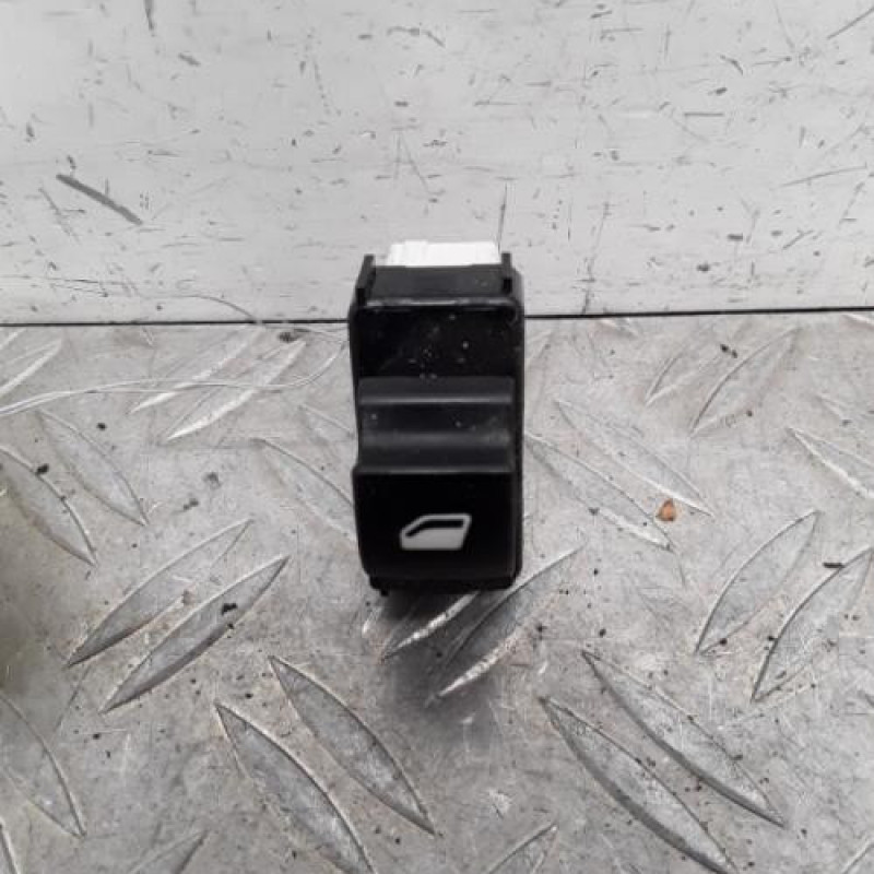 Interrupteur de leve vitre avant droit CITROEN C4 PICASSO 2