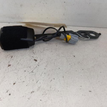 Attache ceinture avant gauche PEUGEOT 2008 1