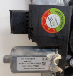 Leve vitre electrique avant droit PEUGEOT 2008 1