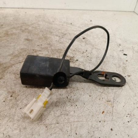 Attache ceinture avant gauche PEUGEOT PARTNER 2