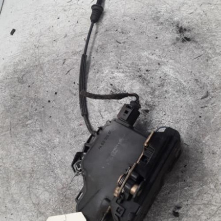 Serrure arriere droit VOLKSWAGEN GOLF 4