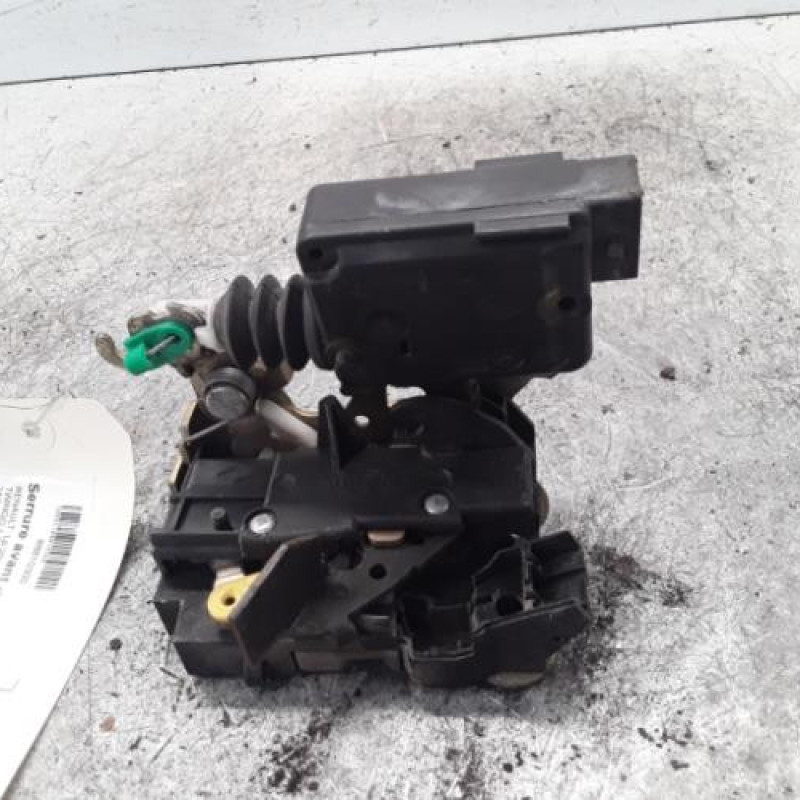 Serrure avant droit RENAULT TWINGO 1