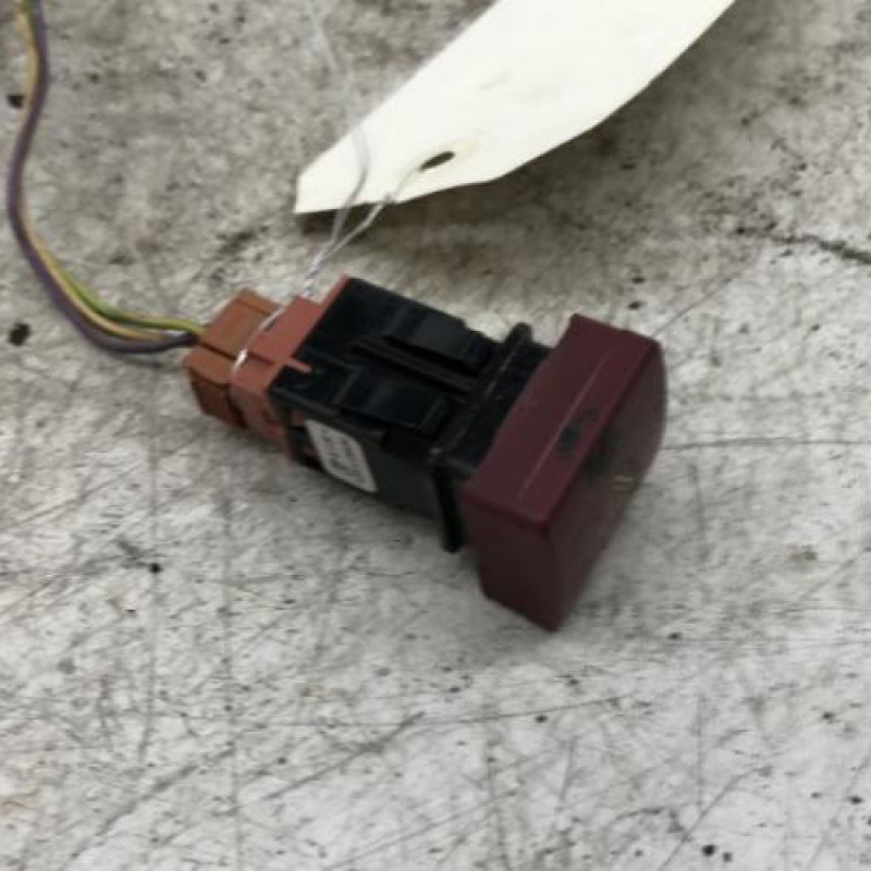 Bouton de warning PEUGEOT PARTNER 2