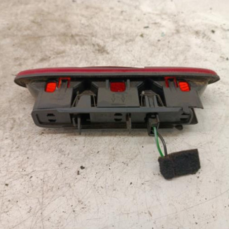 Feu arriere stop central RENAULT CLIO 1