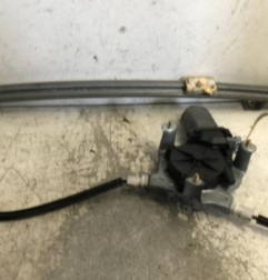 Leve vitre electrique avant gauche RENAULT SCENIC 1