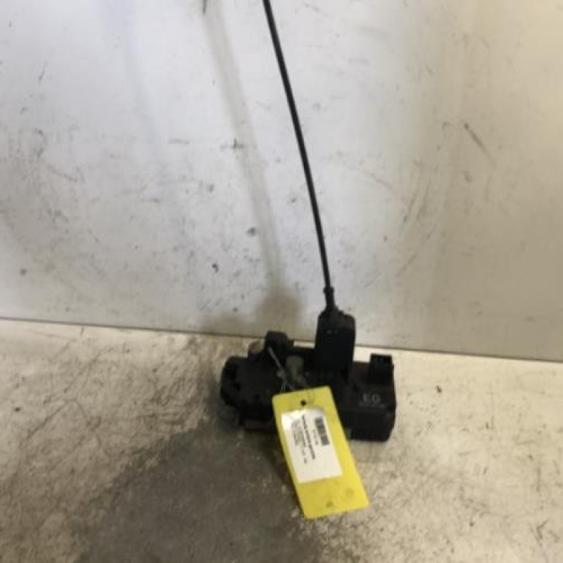 Serrure arriere gauche OPEL CORSA C Serrure arriere gauche OPEL CORSA C