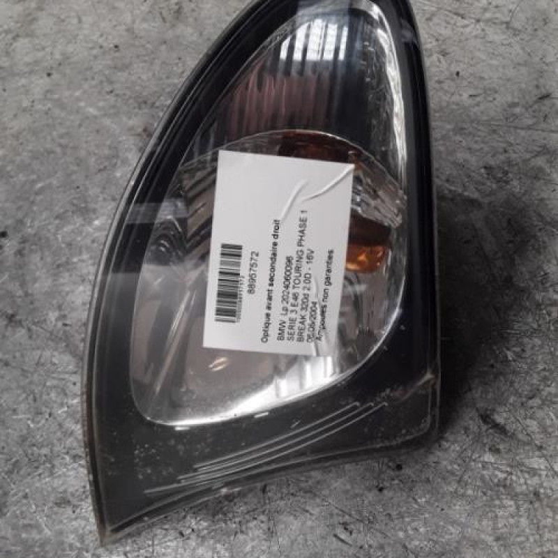 Optique avant secondaire droit (feux)(clignotant) BMW SERIE 3 E46