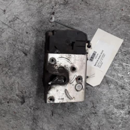 Serrure avant droit PEUGEOT 206+