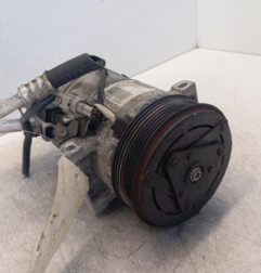 Compresseur clim RENAULT CLIO 4 Photo n°3