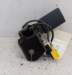 Attache ceinture arriere centrale MERCEDES CLASSE A 176 Photo n°3