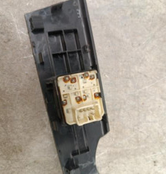 Interrupteur de leve vitre avant gauche CHEVROLET AVEO 1