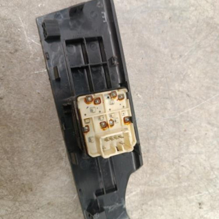 Interrupteur de leve vitre avant gauche CHEVROLET AVEO 1