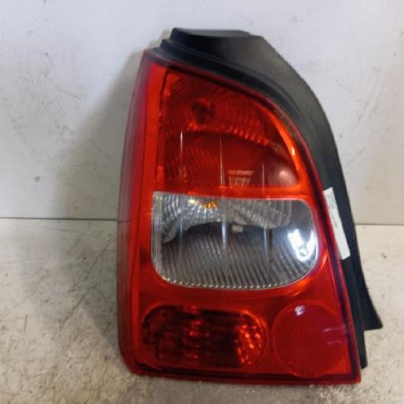Feu arriere principal gauche (feux) RENAULT TWINGO 2 Feu arriere principal gauche (feux) RENAULT TWINGO 2