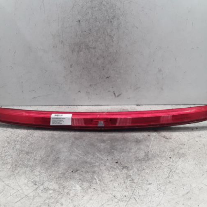 Feu arriere stop central CITROEN C4 PICASSO 1 Feu arriere stop central CITROEN C4 PICASSO 1