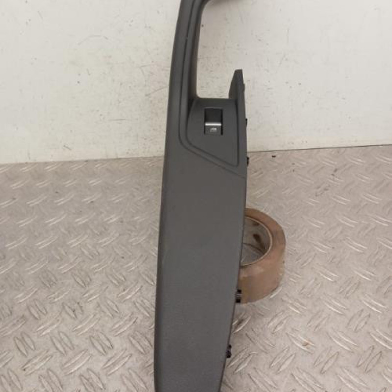Interrupteur de leve vitre arriere droit AUDI A4 4
