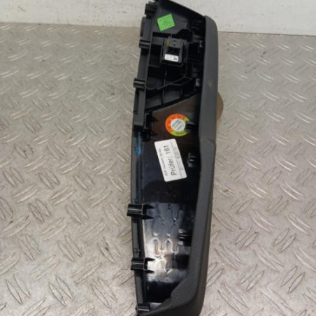 Interrupteur de leve vitre arriere droit AUDI A4 4