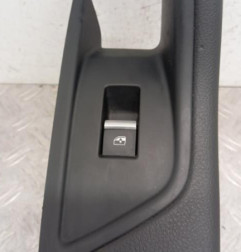 Interrupteur de leve vitre arriere gauche AUDI A4 4