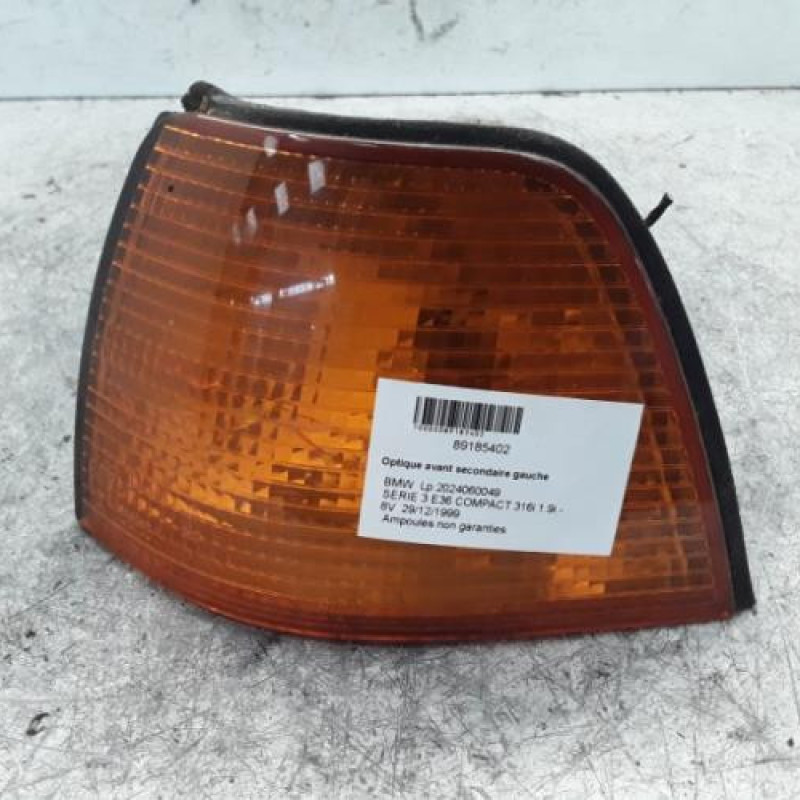 Optique avant secondaire gauche (feux)(clignotant) BMW SERIE 3 E36