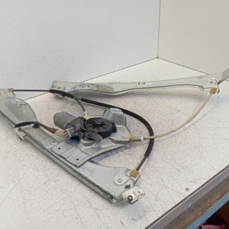 Leve vitre electrique avant gauche RENAULT CLIO 3