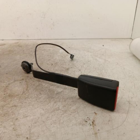 Attache ceinture avant droit RENAULT CLIO 4
