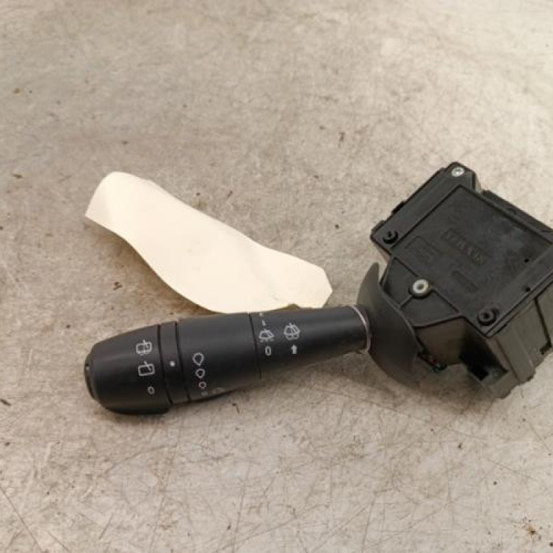 Commodo d'essuie glaces RENAULT CLIO 4 Commodo d'essuie glaces RENAULT CLIO 4
